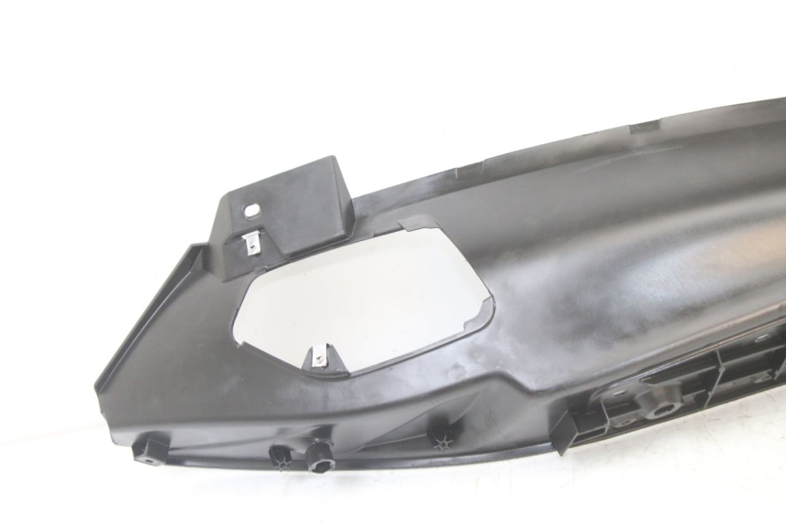 photo de LEFT FOOTREST PIAGGIO MP3 500 (2014 - 2016)