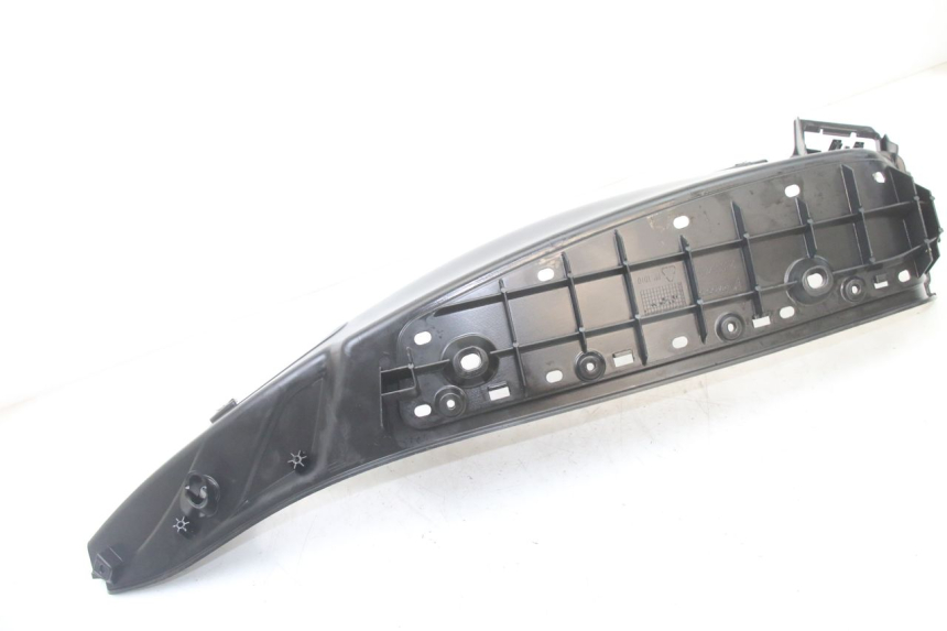 photo de LEFT FOOTREST PIAGGIO MP3 500 (2014 - 2016)