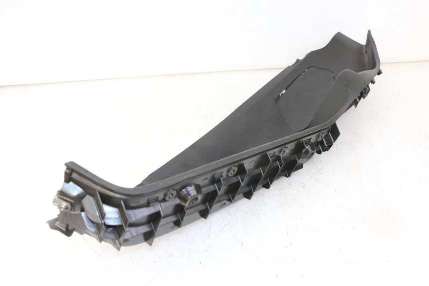 photo de LEFT FOOTREST PIAGGIO MP3 500 (2011 - 2015)