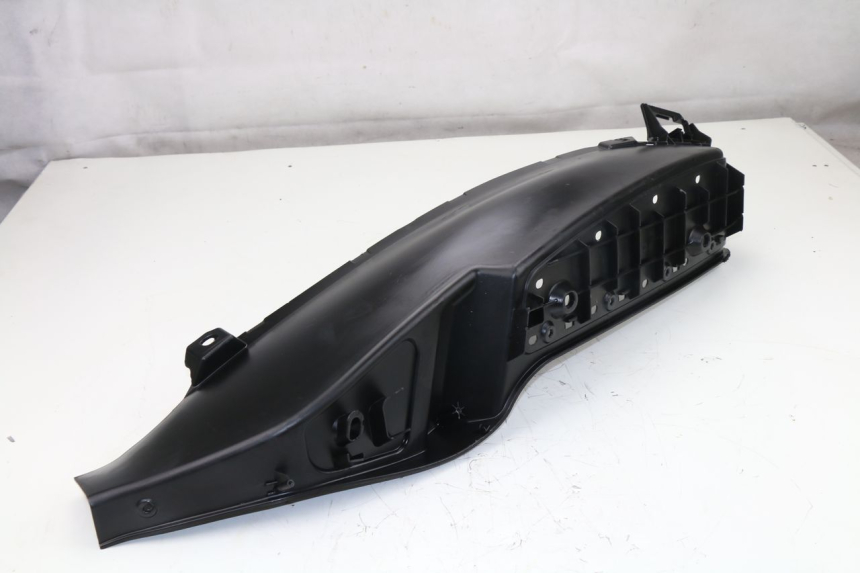 photo de LEFT FOOTREST PIAGGIO MP3 125 (2006 - 2014)