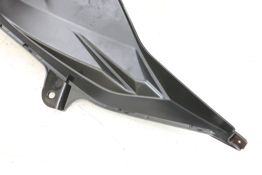 photo de LEFT FLOOR PANEL SYM ORBIT III 3 4T 50 (2018 - 2021) - Zoom on usage condition