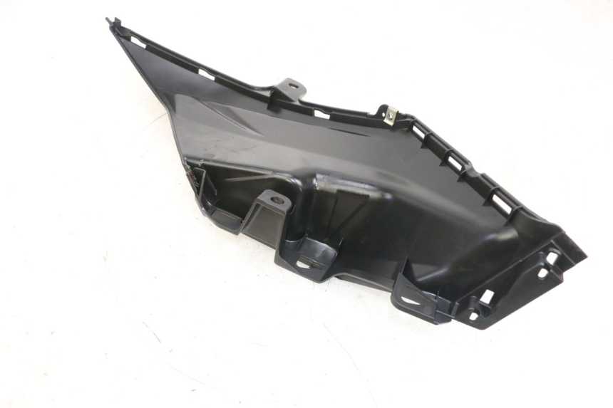 photo de LEFT FLOOR PANEL SYM ORBIT III 3 4T 50 (2018 - 2021) - Fixing points details