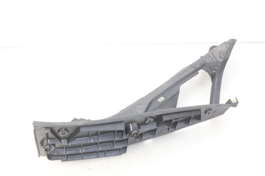 photo de LEFT FOOTREST PEUGEOT GEOPOLIS 400 (2007 - 2013)