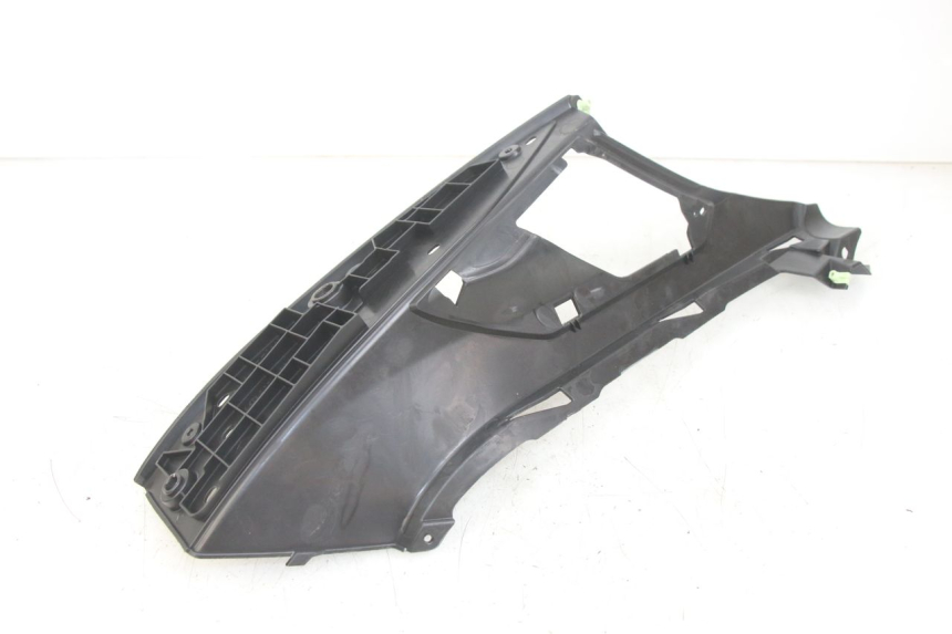 photo de LEFT FLOOR PANEL PEUGEOT GEOPOLIS RS 125 (2007 - 2009)
