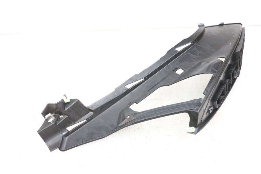 photo de LEFT FLOOR PANEL PEUGEOT GEOPOLIS RS 125 (2007 - 2009)