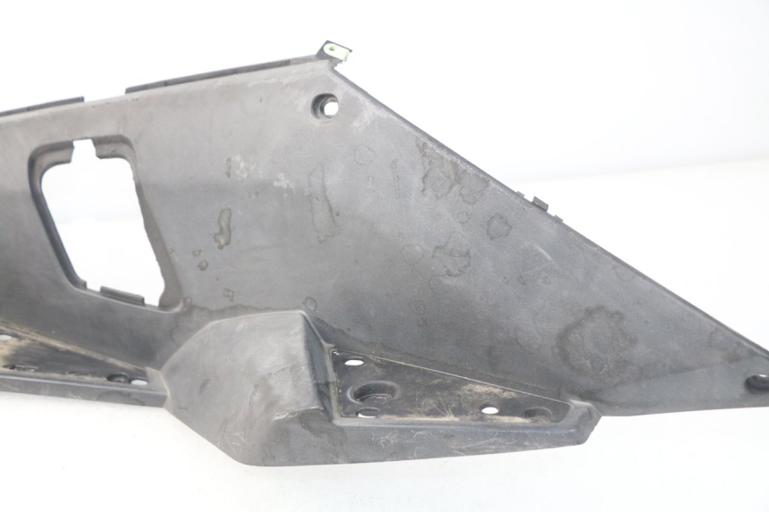 photo de LEFT FOOTREST PEUGEOT SATELIS 125 (2006 - 2009)