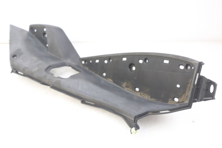 photo de LEFT FOOTREST PEUGEOT SATELIS 125 (2006 - 2009)