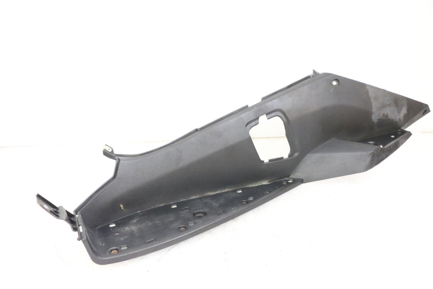 photo de LEFT FOOTREST PEUGEOT SATELIS 125 (2006 - 2009)