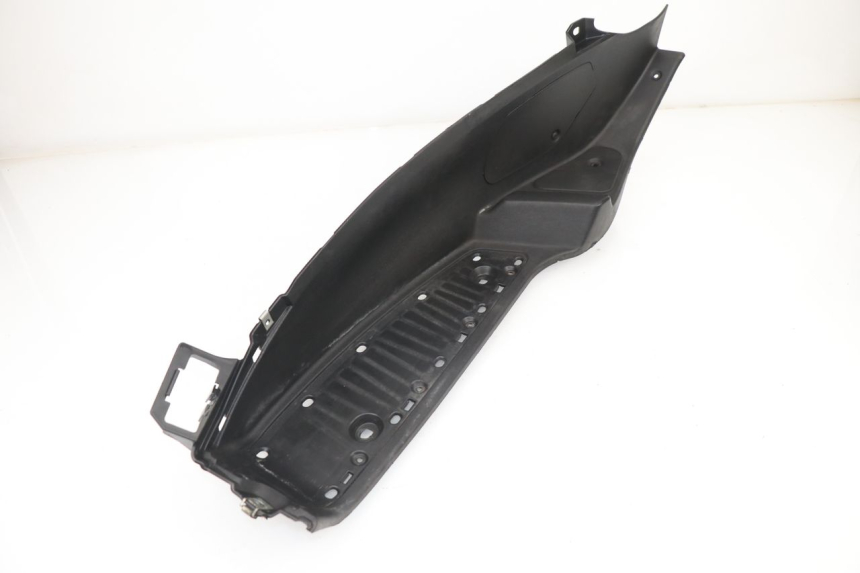 photo de LEFT FOOTREST PIAGGIO MP3 125 (2006 - 2014)