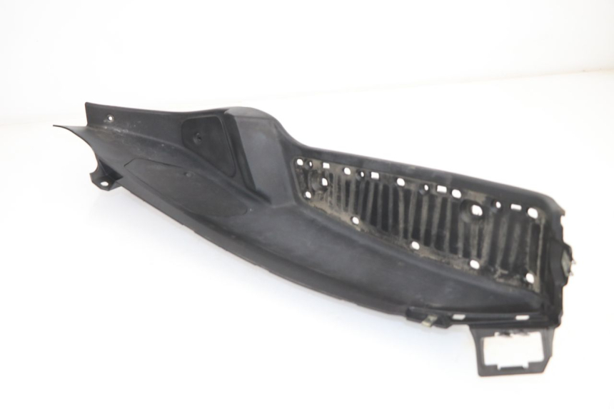 photo de LEFT FOOTREST PIAGGIO MP3 125 (2006 - 2014)