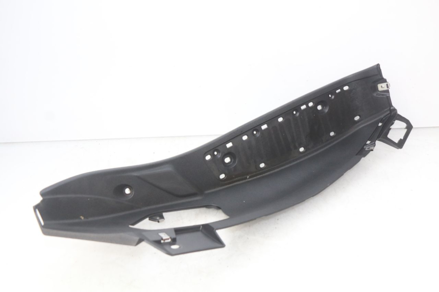 photo de LEFT FOOTREST PIAGGIO MP3 500 (2014 - 2016)