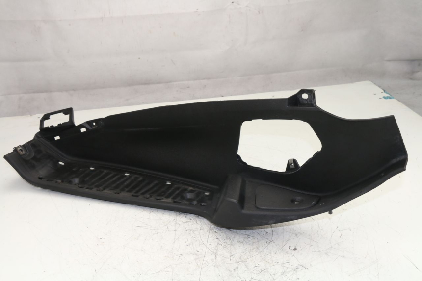 photo de LEFT FLOOR PANEL PIAGGIO MP3 LT 400 (2007 - 2012)
