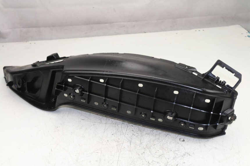 photo de LEFT FLOOR PANEL PIAGGIO MP3 LT 400 (2007 - 2012)