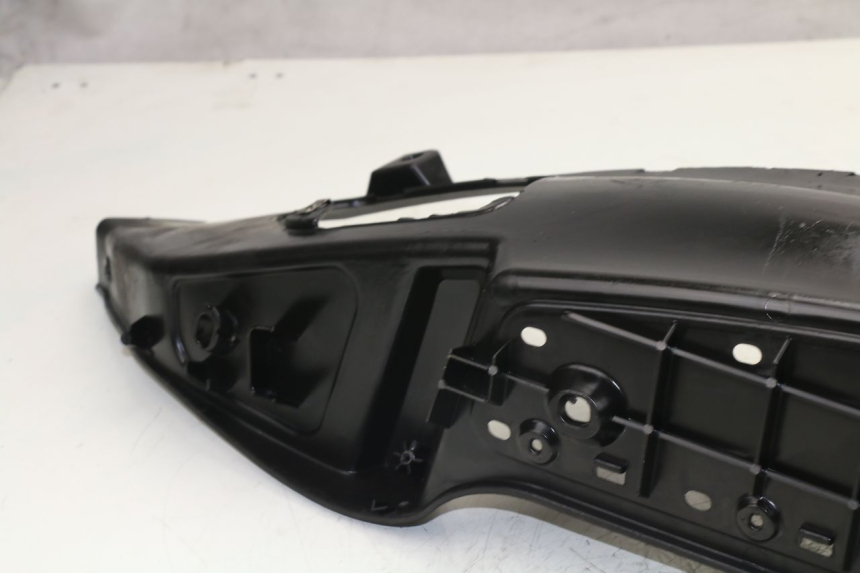 photo de LEFT FLOOR PANEL PIAGGIO MP3 LT 400 (2007 - 2012)