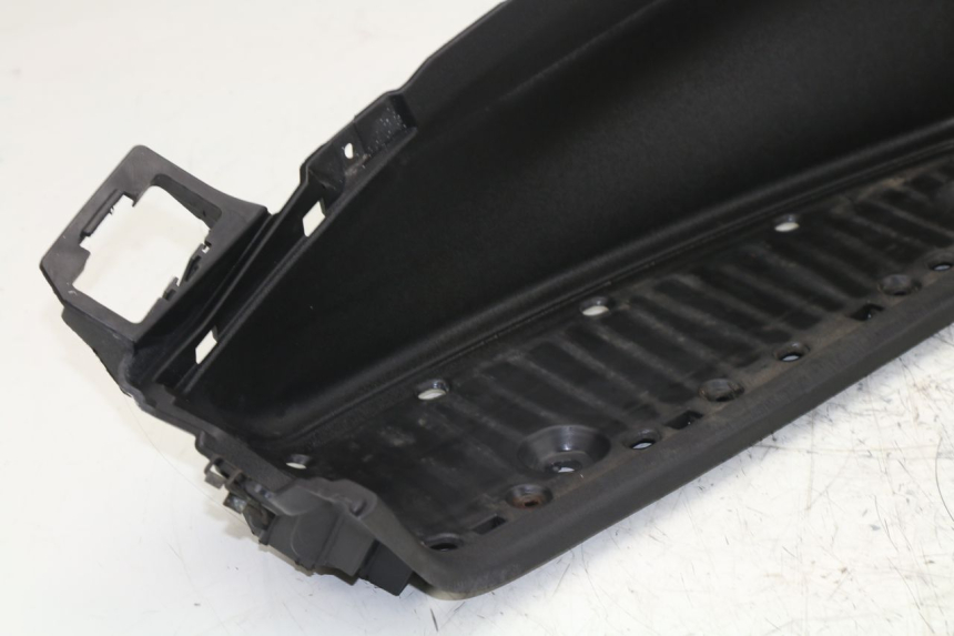 photo de LEFT FLOOR PANEL PIAGGIO MP3 LT 400 (2007 - 2012)