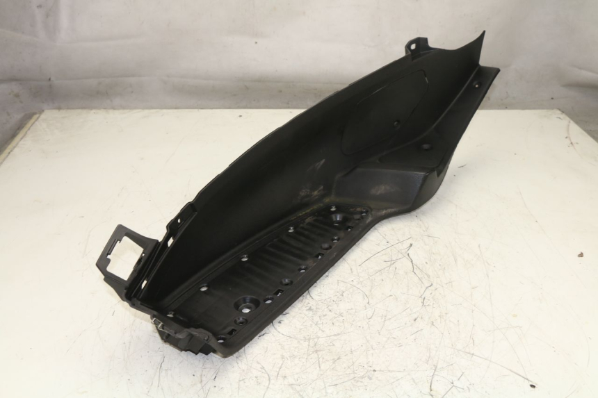 photo de LEFT FLOOR PANEL PIAGGIO MP3 LT 400 (2007 - 2012)