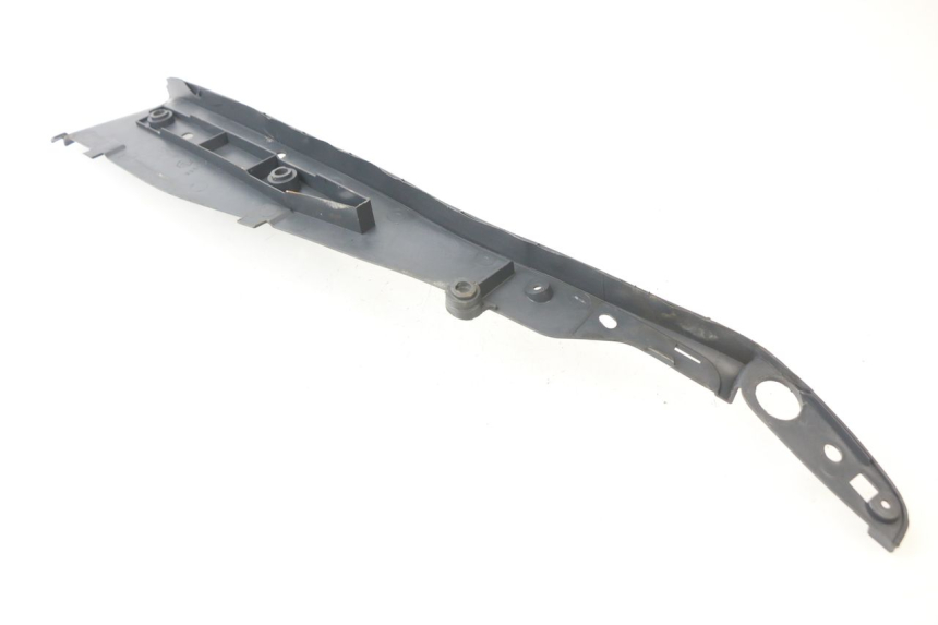 photo de LEFT FLOOR PANEL PIAGGIO SKIPPER 125 (2000 - 2004)
