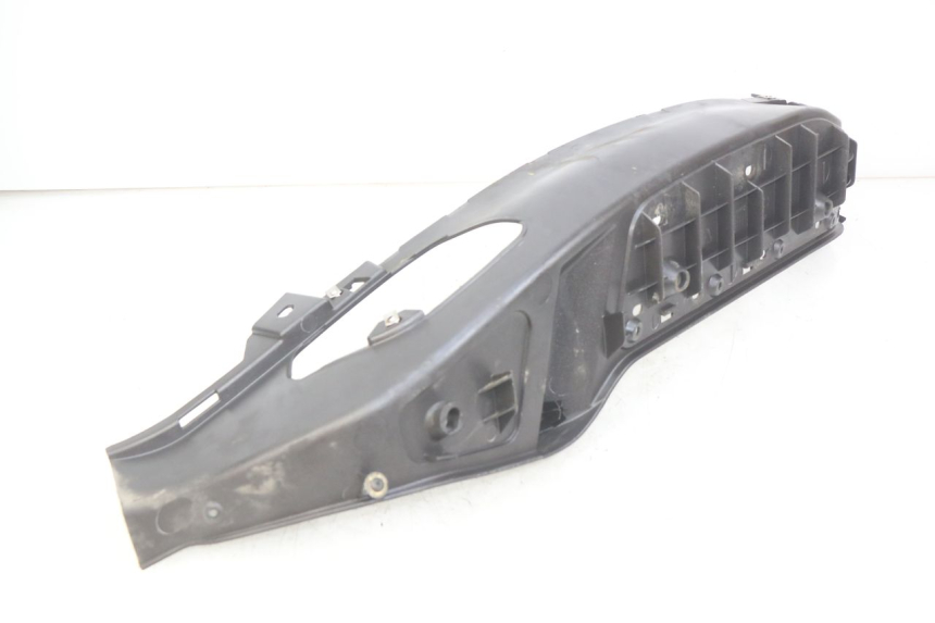 photo de LEFT FOOTREST PIAGGIO X8 125 (2004 - 2007)