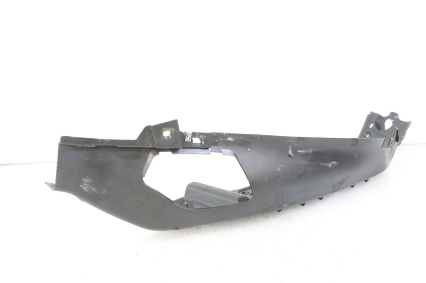 photo de LEFT FOOTREST PIAGGIO X8 125 (2004 - 2007)
