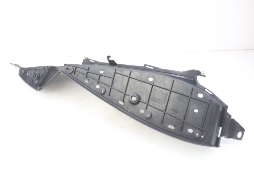 photo de LEFT FOOTREST PEUGEOT SATELIS COMPRESSOR K15 125 (2006 - 2009)