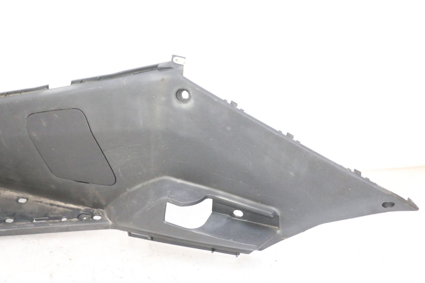 photo de LEFT FLOOR PANEL PEUGEOT SATELIS 125 (2013 - 2018)