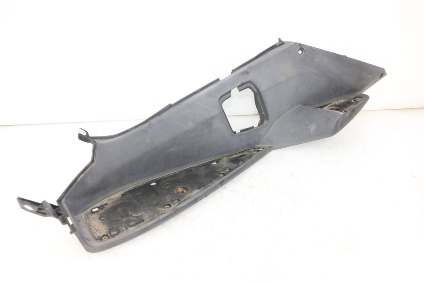 photo de LEFT FLOOR PANEL PEUGEOT SATELIS 250 (2006 - 2012)