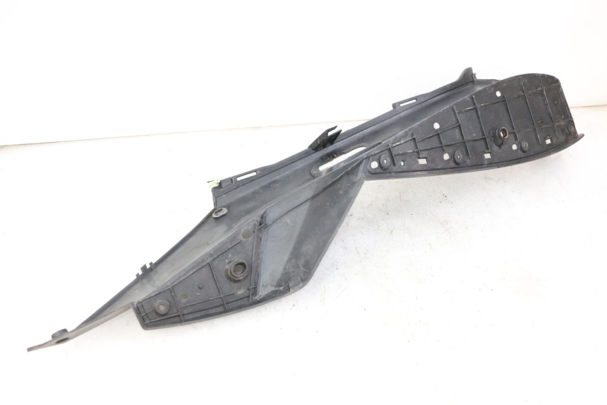photo de LEFT FLOOR PANEL PEUGEOT SATELIS 250 (2006 - 2012)