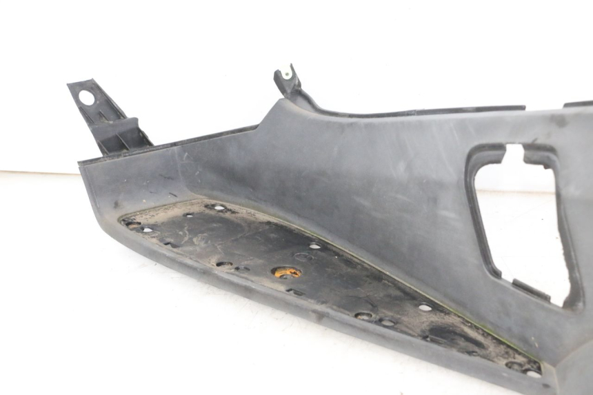 photo de LEFT FLOOR PANEL PEUGEOT SATELIS 250 (2006 - 2012)