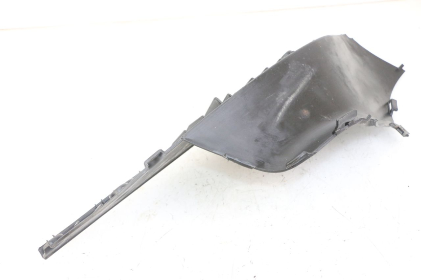 photo de LEFT FLOOR PANEL APRILIA SCARABEO GT TOURING 125 (1999 - 2005)