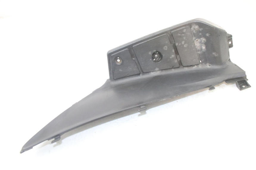 photo de LEFT FLOOR PANEL SUZUKI BURGMAN 125 (2015 - 2017)