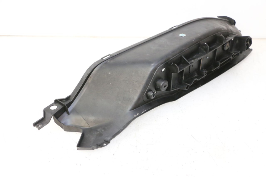 photo de LEFT FLOOR PANEL YAMAHA X-CITY XCITY 125 (2007 - 2008)