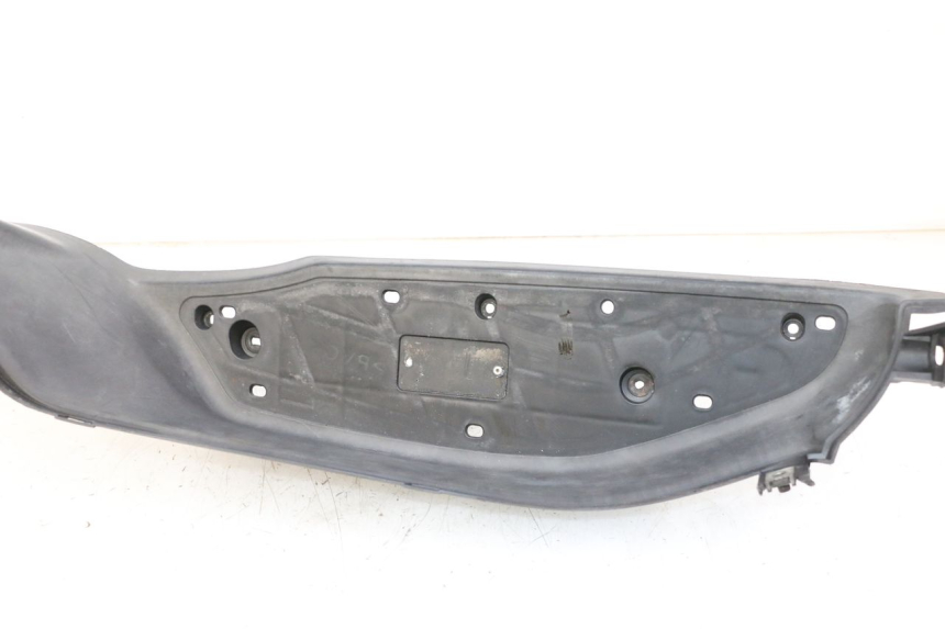 photo de LEFT FLOOR PANEL YAMAHA X-CITY XCITY 125 (2007 - 2008)