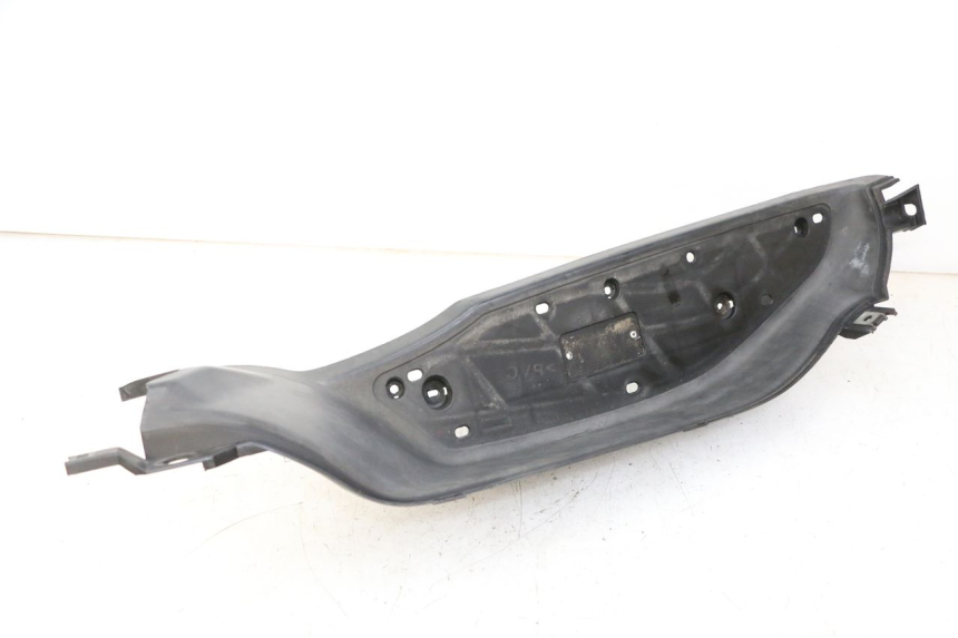 photo de LEFT FLOOR PANEL YAMAHA X-CITY XCITY 125 (2007 - 2008)