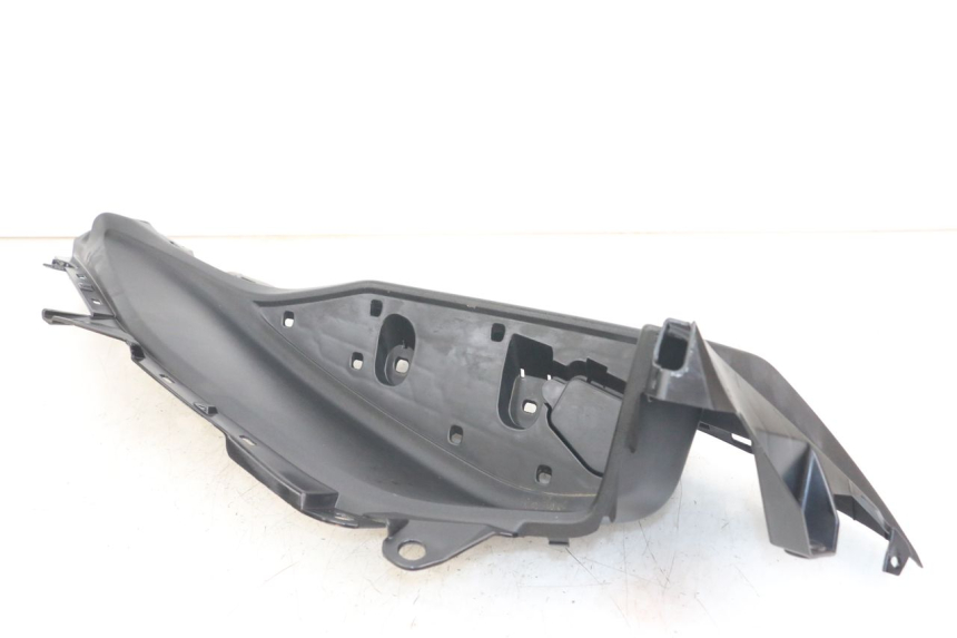 photo de LEFT FOOTREST YAMAHA XMAX X-MAX ABS 125 (2017 - 2020)