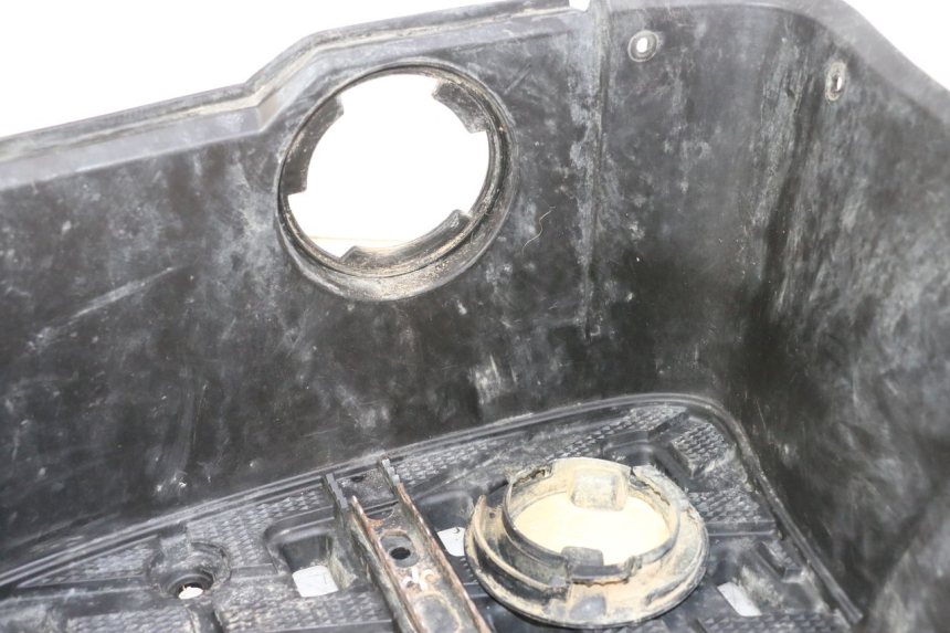 photo de LEFT FLOOR PANEL YAMAHA YFM GRIZZLY 550 (2008 - 2015)