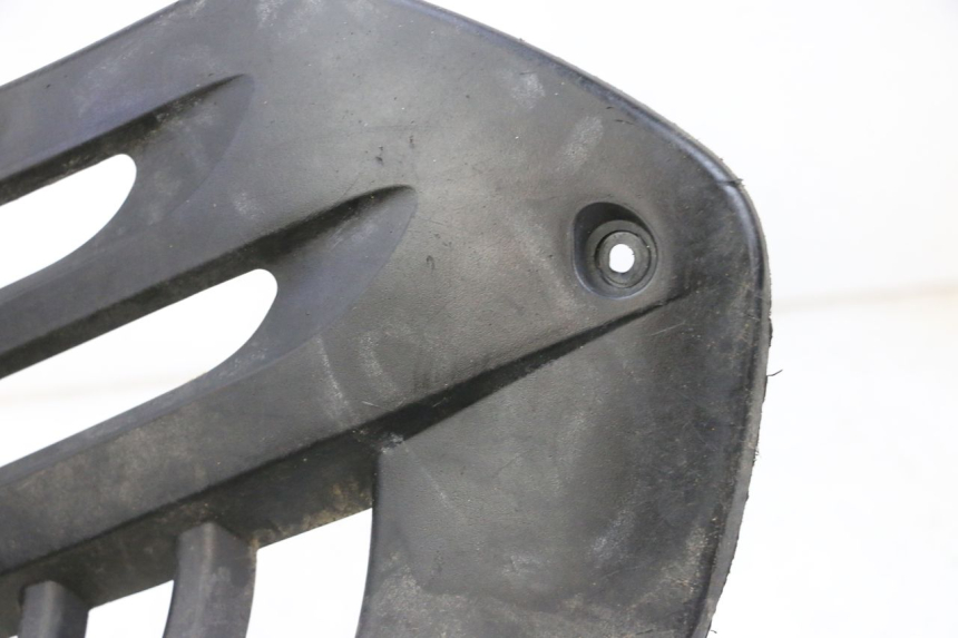 photo de LEFT FLOOR PANEL YAMAHA YFM R RAPTOR 250 (2008 - 2014) - Fixing points details