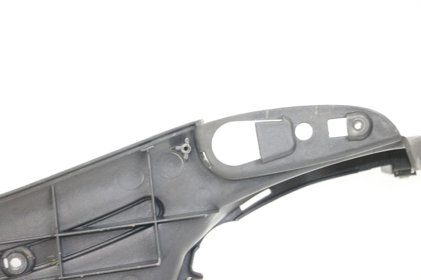 photo de FOOTREST PIAGGIO LIBERTY 4T 50 (2004 - 2008)