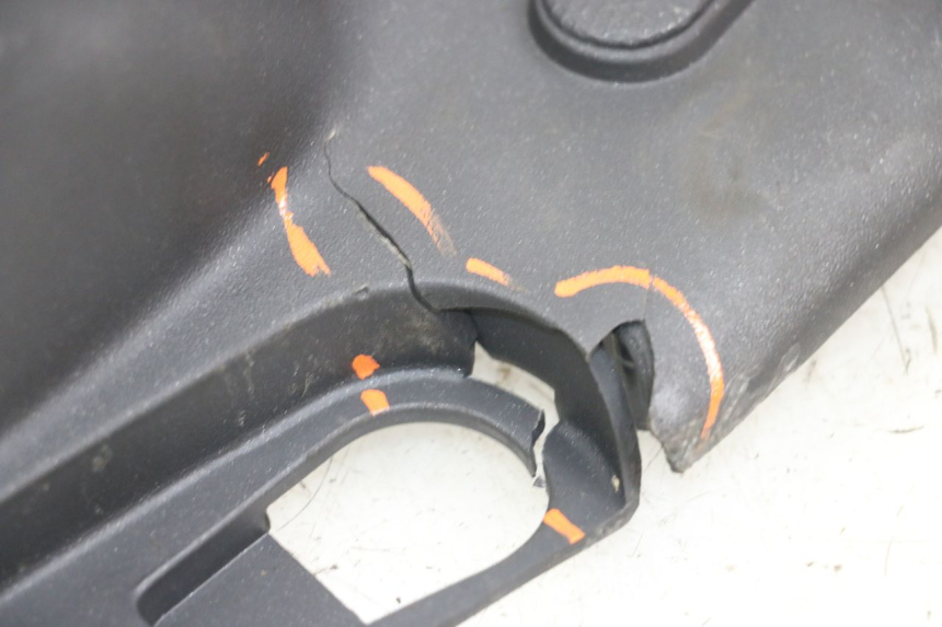 photo de FOOTREST PIAGGIO LIBERTY 4T 50 (2004 - 2008)