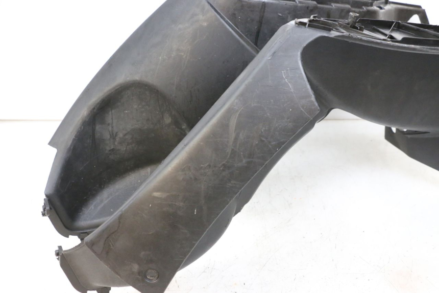 photo de FOOTREST PEUGEOT LUDIX 50 (2005 - 2007) - Surface and material condition