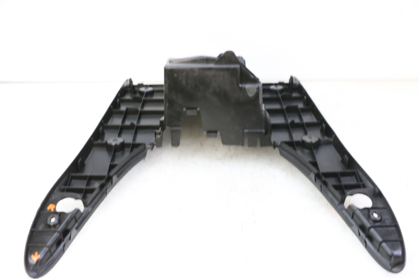 photo de FOOTREST MBK OVETTO ONE 2T 50 (2013 - 2017)