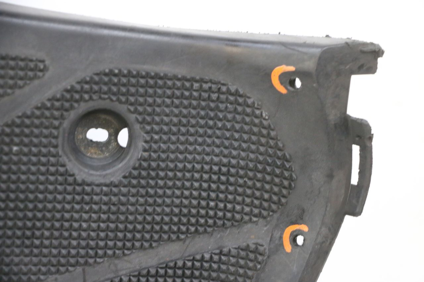 photo de FLOOR PANEL YAMAHA NEOS NEO'S 4T 50 (2008 - 2016) - Focus on structure