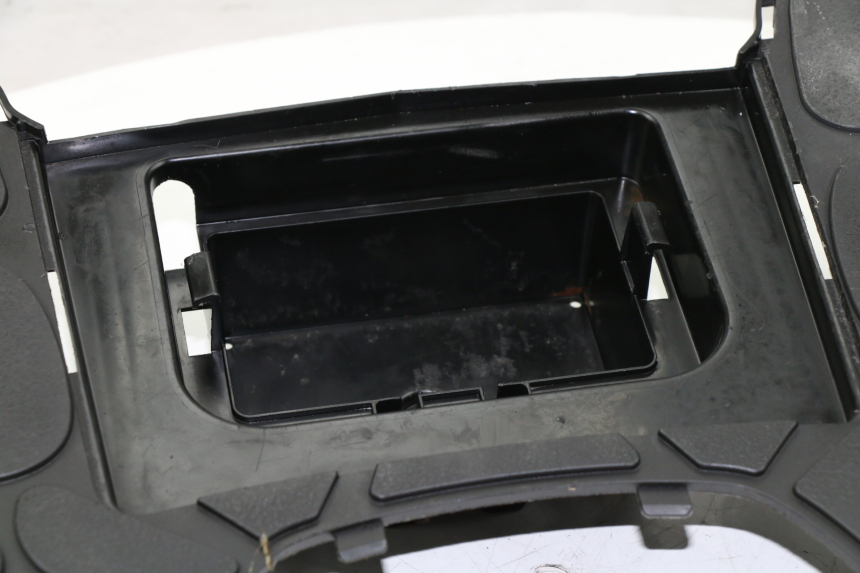 photo de FLOOR PANEL KYMCO PEOPLE S 125 (2000 - 2008)