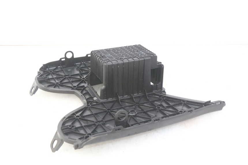 photo de FOOTREST PEUGEOT KISBEE 2T 50 (2018 - 2022)