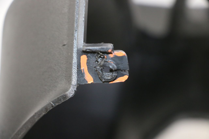 photo de FOOTREST PEUGEOT LUDIX 50 (2005 - 2007)