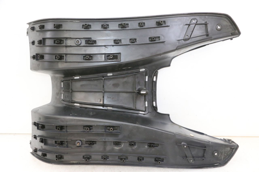 photo de FLOOR PANEL PIAGGIO VESPA LX 150 (2005 - 2013)