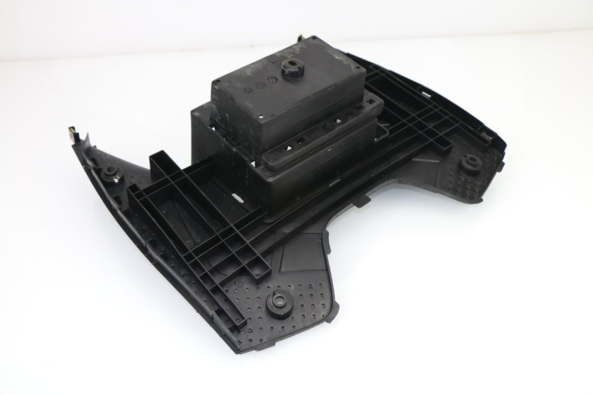 photo de FLOOR PANEL KYMCO SUPER 8 4T 50 (2018 - 2020)