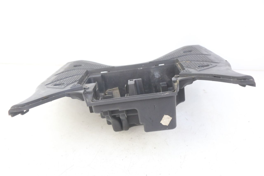 photo de FOOTREST SUZUKI SIXTEEN 125 (2008 - 2010)