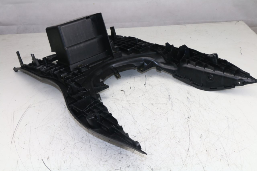 photo de FLOOR PANEL YAMAHA VITY 125 (2008 - 2013)