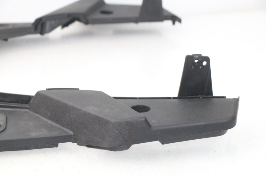 photo de FOOTREST PEUGEOT VIVACITY NEW 2T 50 (2008 - 2017)