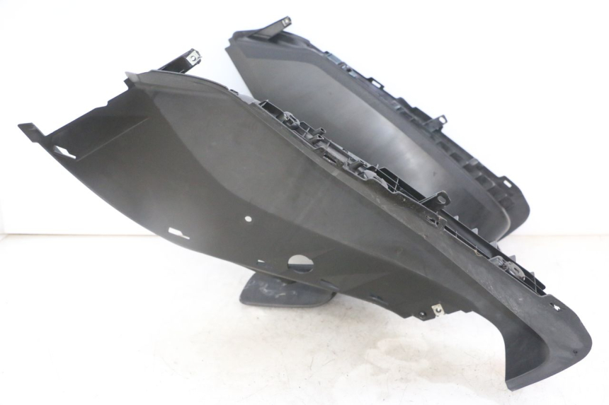 photo de FOOTREST YAMAHA X-MAX XMAX 125 (2010 - 2014)